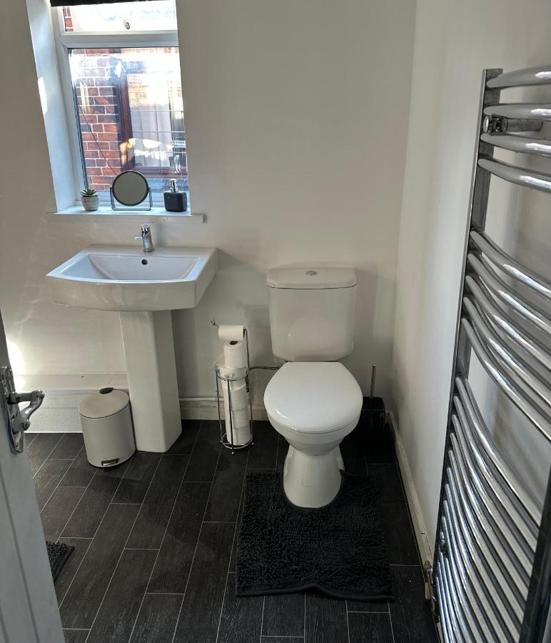 Tiye Estates Short Stay Stoke-on-Trent Экстерьер фото